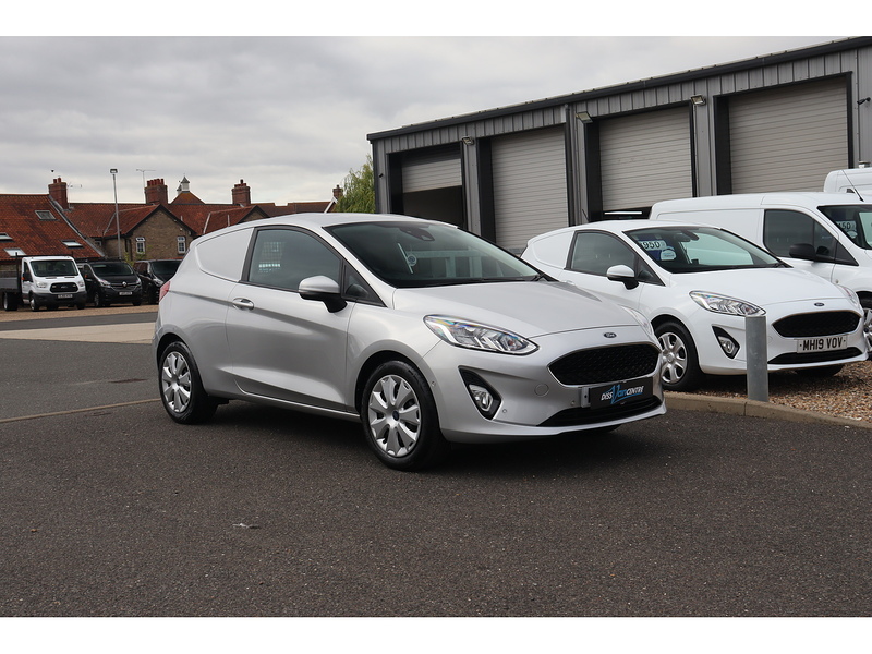 Ford Fiesta Van EcoBoost - U1550