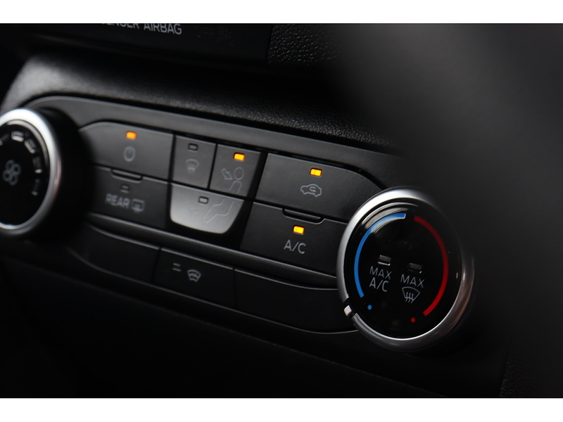 Ford Fiesta Van EcoBoost - U1550