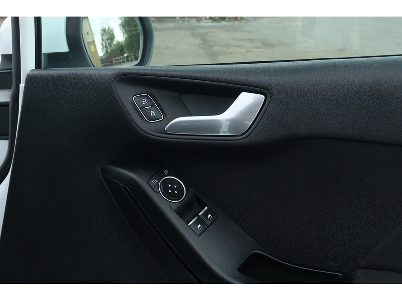 Ford Fiesta Van TDCi - U1571