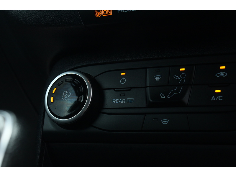 Ford Fiesta Van TDCi - U1571