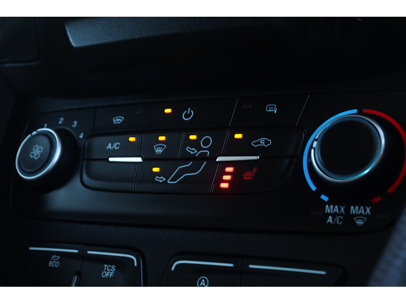 Ford Transit Connect 250 EcoBlue Limited - U1615