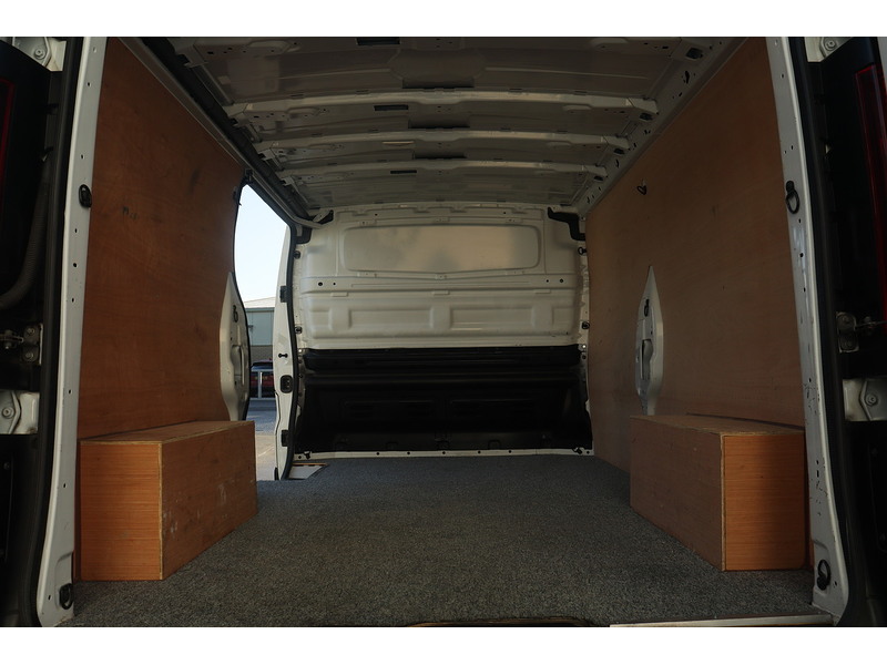 Renault Trafic dCi Blue LL30 Business - U1623