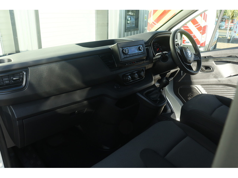 Renault Trafic dCi Blue LL30 Business - U1623