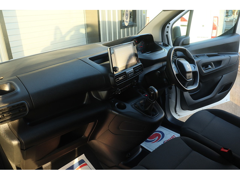 Peugeot Partner BlueHDi 1000 Professional - U1631