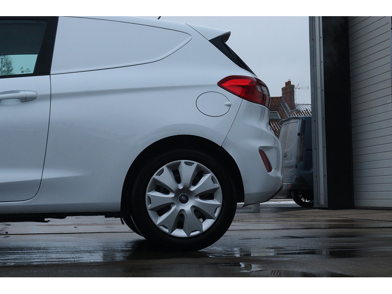 Ford Fiesta Van TDCi - U1640