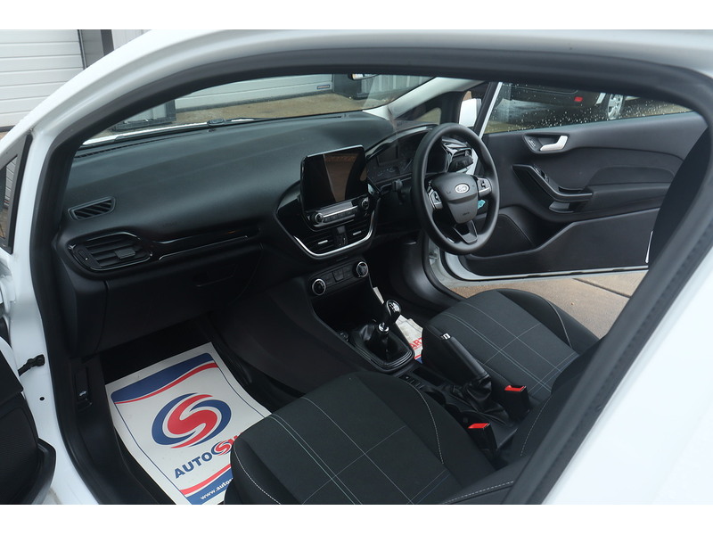Ford Fiesta Van TDCi - U1653