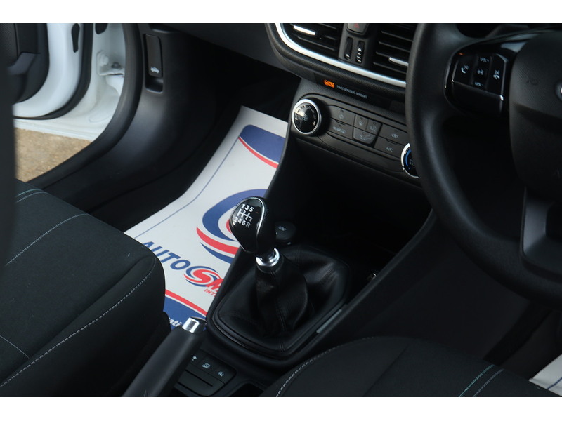 Ford Fiesta Van TDCi - U1653