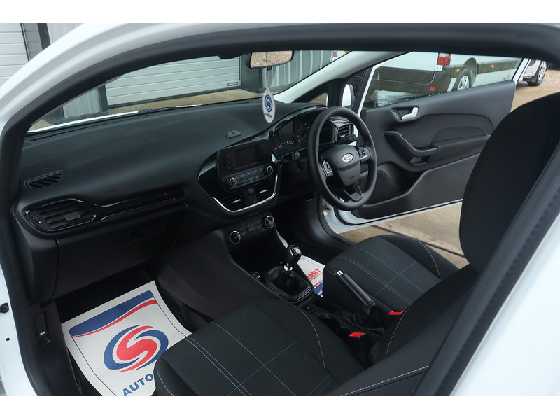 Ford Fiesta Van TDCi - U1657