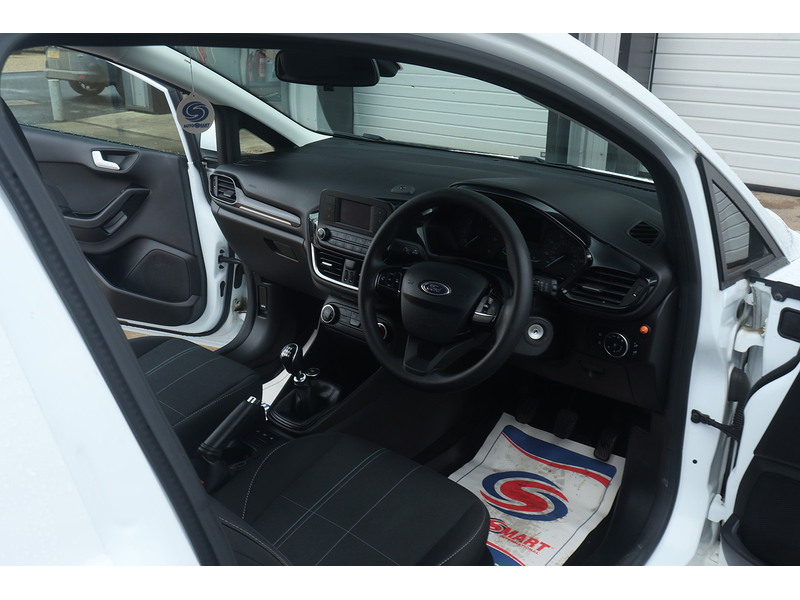 Ford Fiesta Van TDCi - U1657