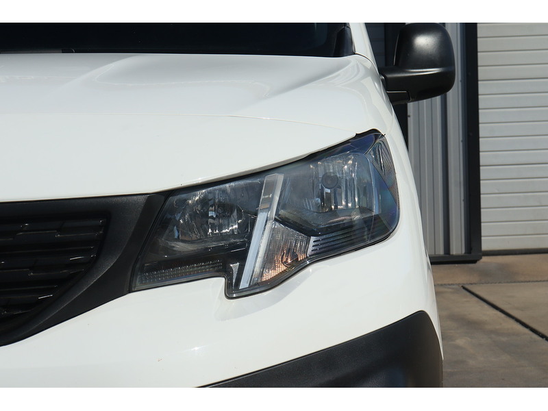 Peugeot Partner BlueHDi 950 Professional - U1659