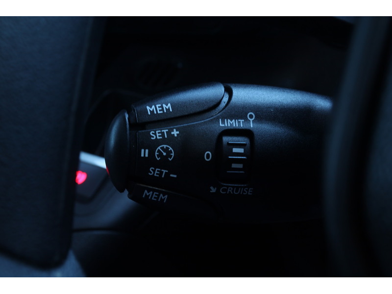 Peugeot Partner BlueHDi 950 Professional - U1659