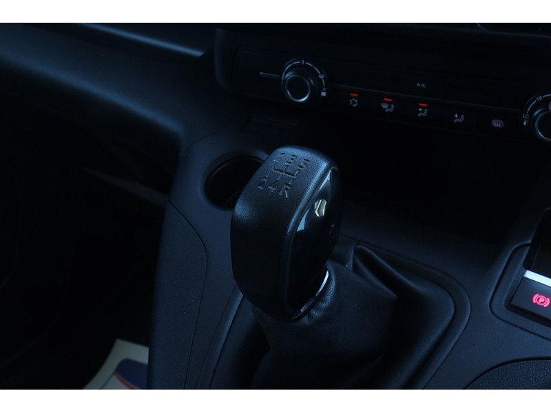 Peugeot Partner BlueHDi 950 Professional - U1659