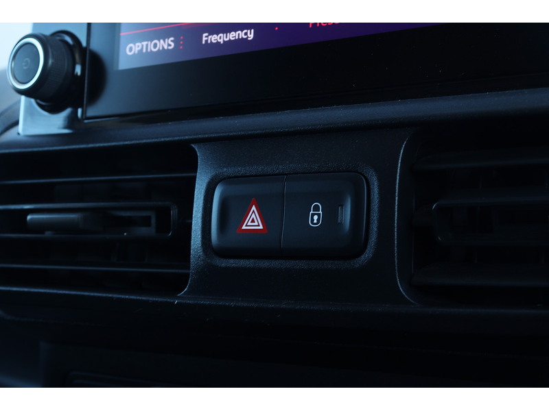 Peugeot Partner BlueHDi 950 Professional - U1659