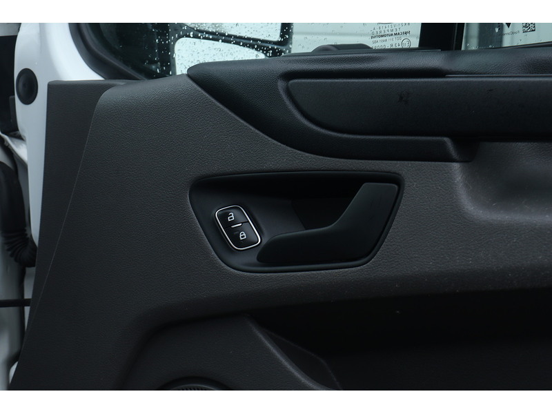 Ford Transit Custom 300 EcoBlue Leader - U1660