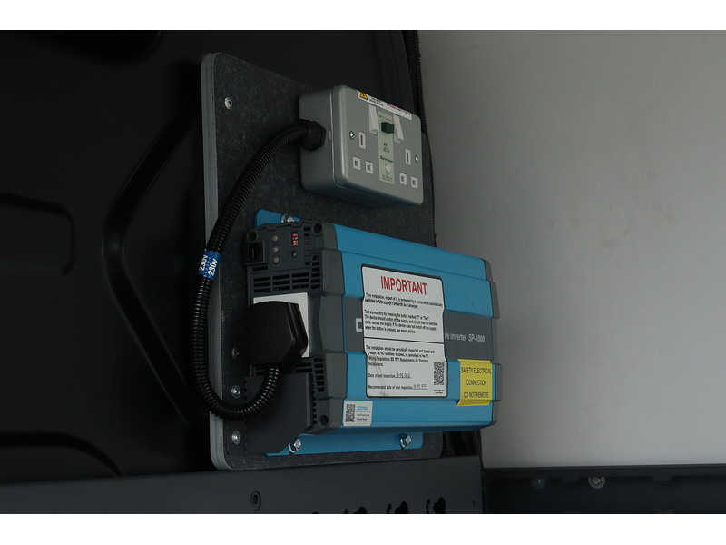 Ford Transit Custom 300 EcoBlue Leader - U1668