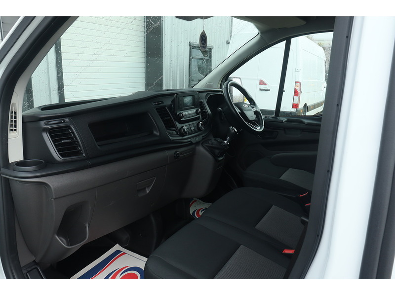 Ford Transit Custom 300 EcoBlue Leader - U1668