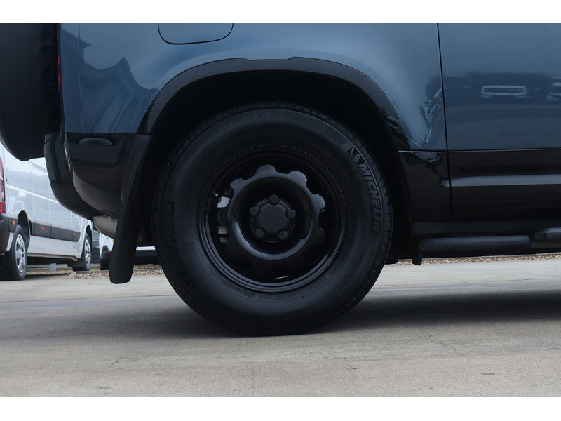 Land Rover Defender 90 D250 MHEV - U1681