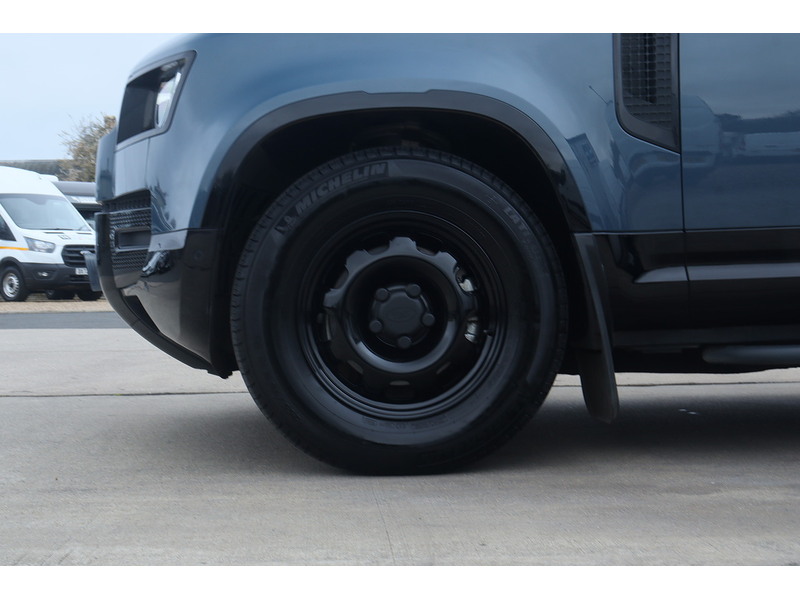Land Rover Defender 90 D250 MHEV - U1681
