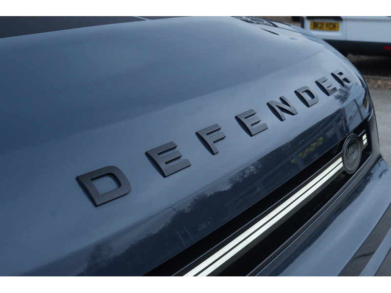 Land Rover Defender 90 D250 MHEV - U1681