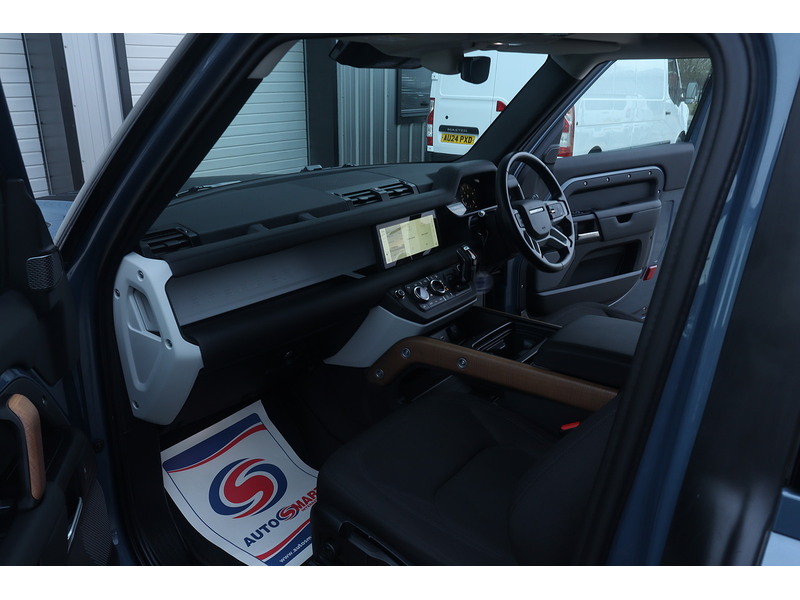 Land Rover Defender 90 D250 MHEV - U1681