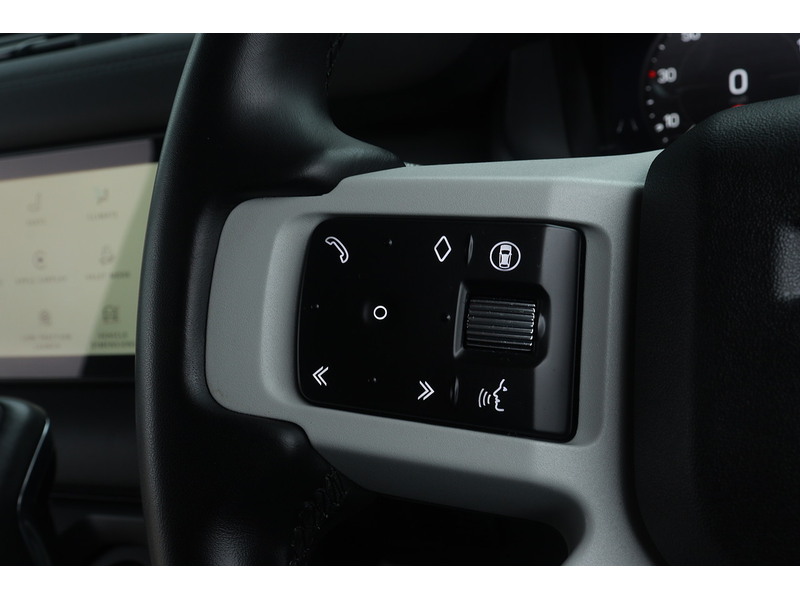 Land Rover Defender 90 D250 MHEV - U1681