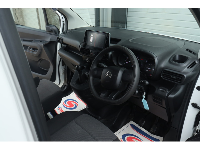 Citroen Berlingo BlueHDi 850 Enterprise XL - U1687