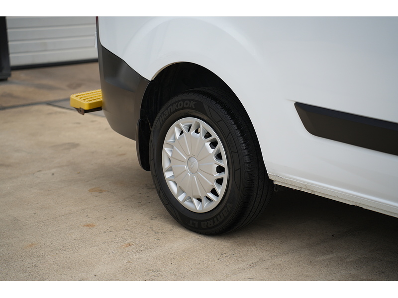 Ford Transit Custom 340 EcoBlue Leader - U1712