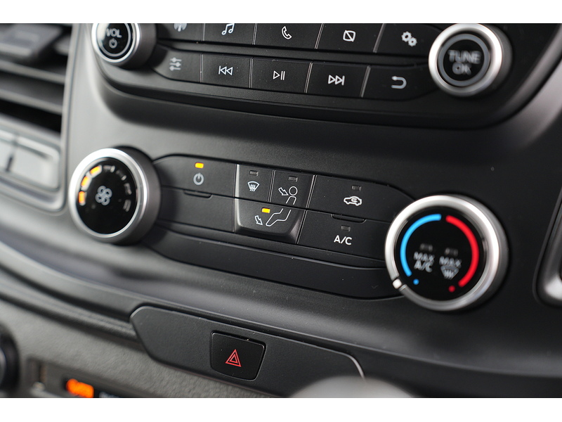 Ford Transit Custom 340 EcoBlue Leader - U1712