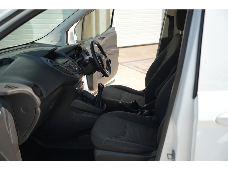 Ford Transit Courier EcoBoost Trend - U1718