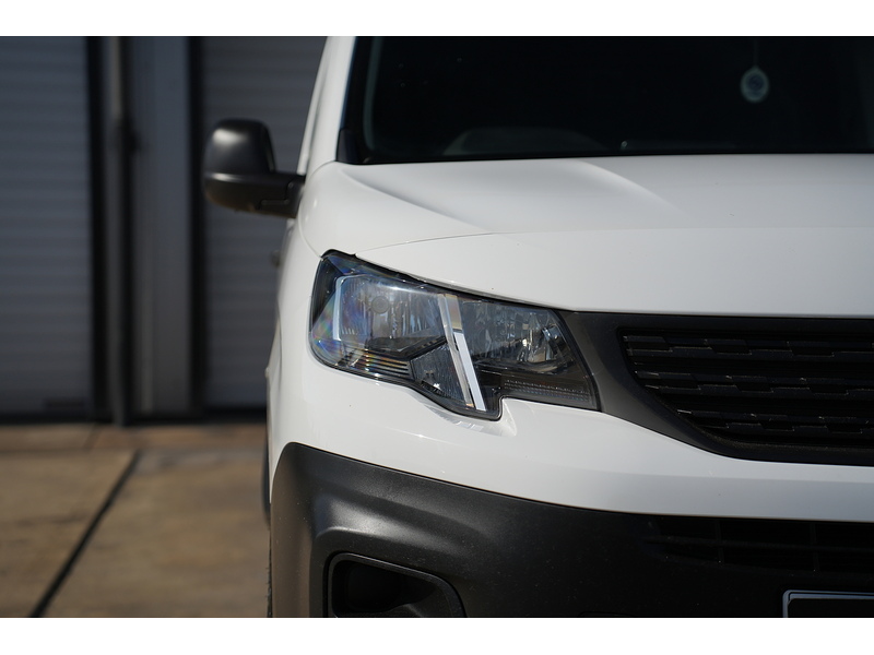 Peugeot Partner BlueHDi 1000 Professional Premium + - U1729