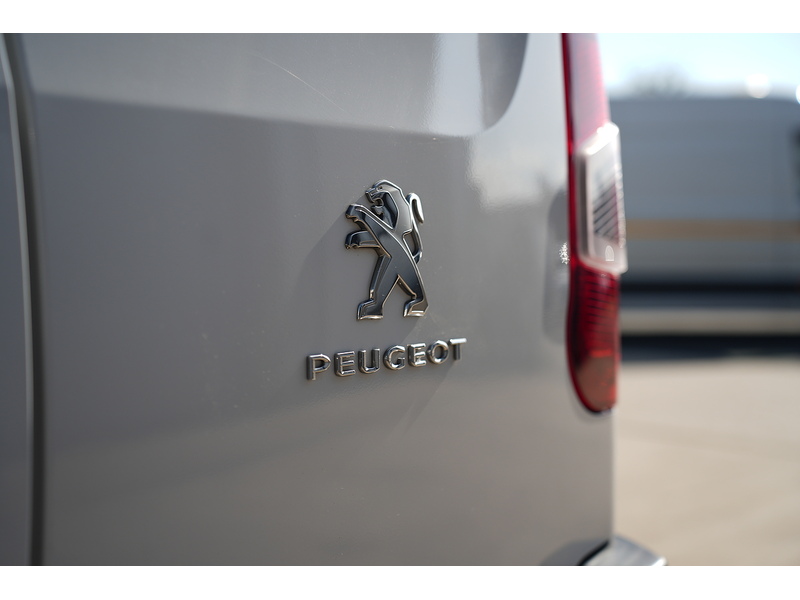 Peugeot Partner BlueHDi 1000 Professional Premium + - U1729