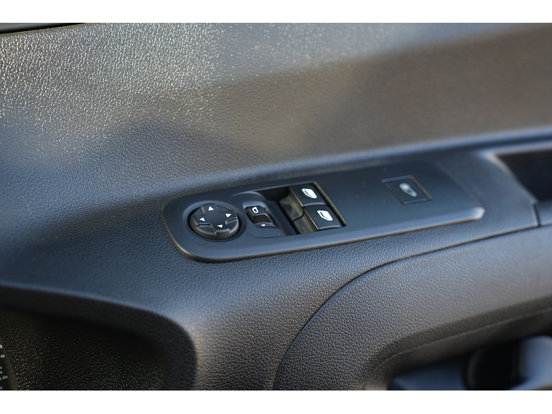 Peugeot Partner BlueHDi 1000 Professional Premium + - U1729