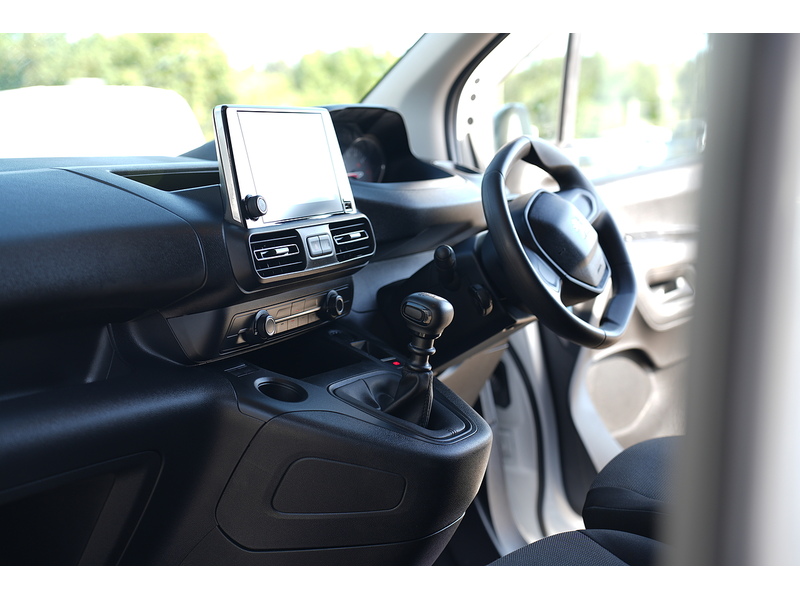 Peugeot Partner BlueHDi 1000 Professional Premium + - U1729