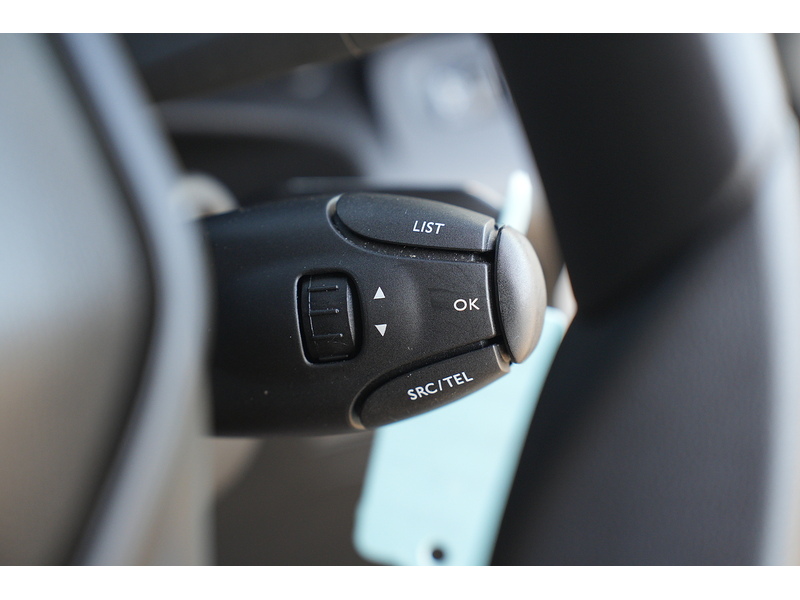 Peugeot Partner BlueHDi 1000 Professional Premium + - U1729