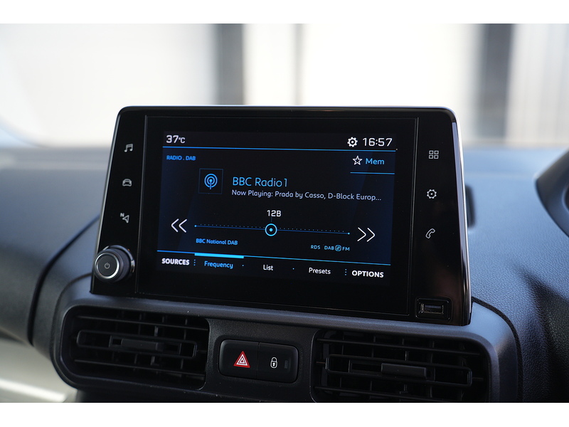 Peugeot Partner BlueHDi 1000 Professional Premium + - U1729