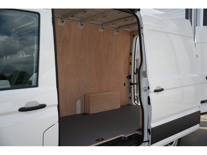 Volkswagen Crafter Cr50 Tdi M H/R P/V Commerce Plus - U1741