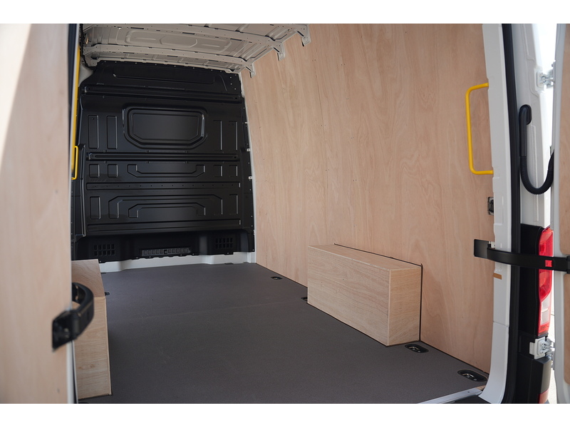 Volkswagen Crafter Cr50 Tdi M H/R P/V Commerce Plus - U1741