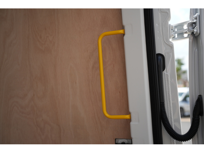 Volkswagen Crafter Cr50 Tdi M H/R P/V Commerce Plus - U1741