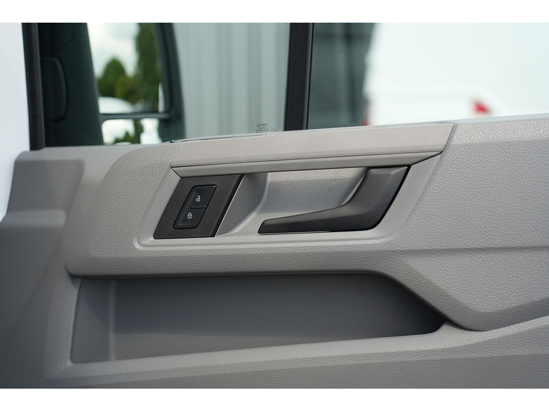Volkswagen Crafter Cr50 Tdi M H/R P/V Commerce Plus - U1741