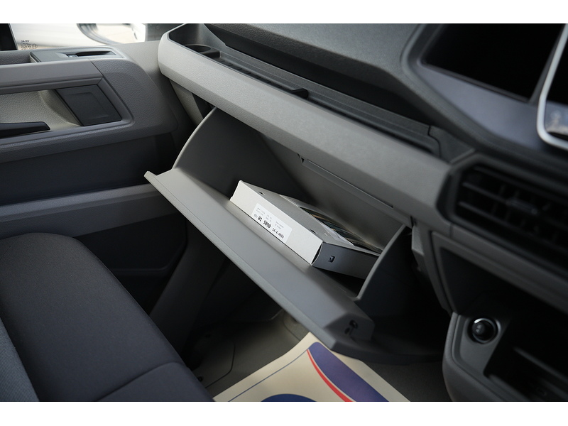 Volkswagen Crafter Cr50 Tdi M H/R P/V Commerce Plus - U1741