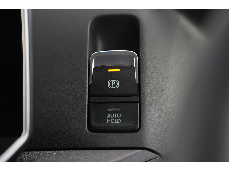 Volkswagen Crafter Cr50 Tdi M H/R P/V Commerce Plus - U1741
