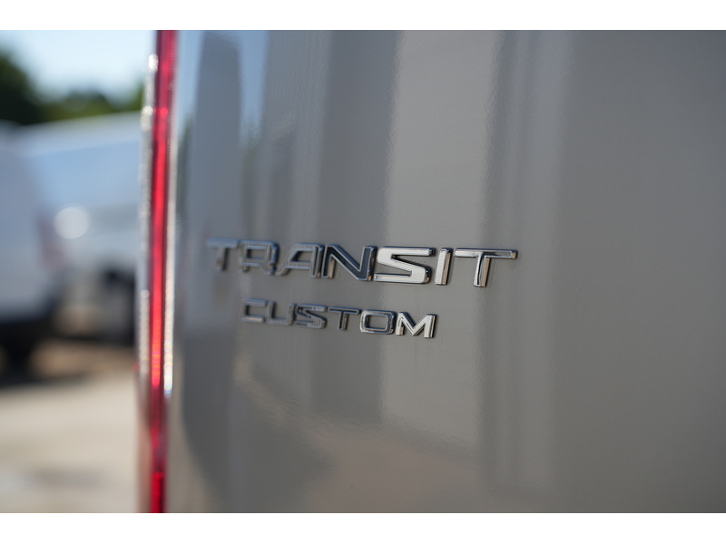 Ford Transit Custom 320 EcoBlue Limited - U1751