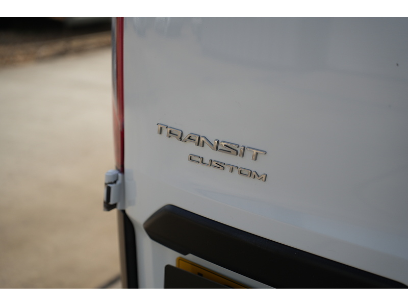 Ford Transit Custom 300 EcoBlue Leader - U1757