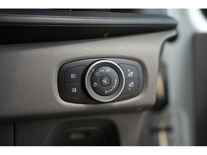 Ford Transit Custom 300 EcoBlue Leader - U1757