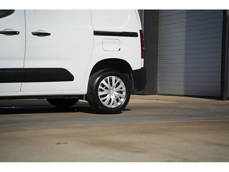 Peugeot Partner BlueHDi 1000 Professional Premium + - U1763