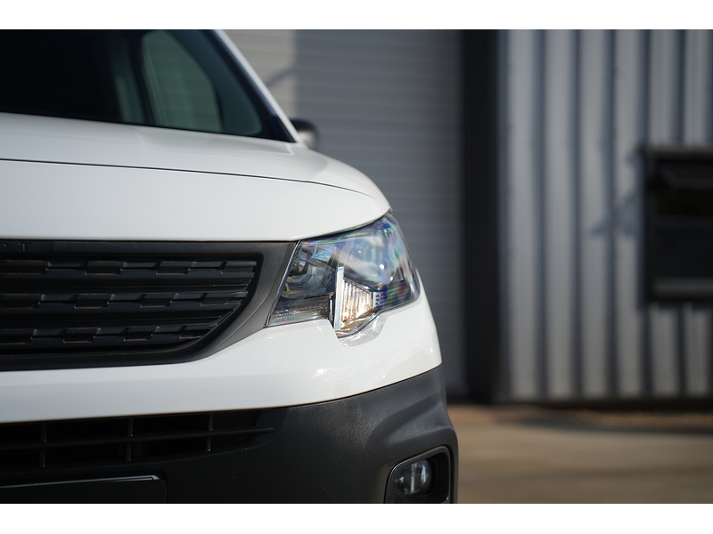 Peugeot Partner BlueHDi 1000 Professional Premium + - U1763
