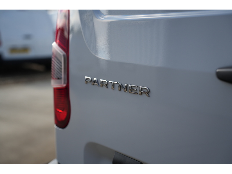 Peugeot Partner BlueHDi 1000 Professional Premium + - U1763