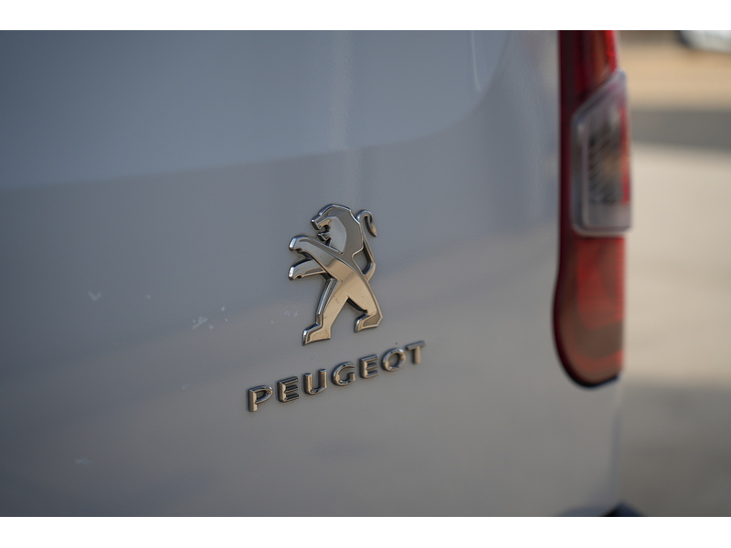 Peugeot Partner BlueHDi 1000 Professional Premium + - U1763