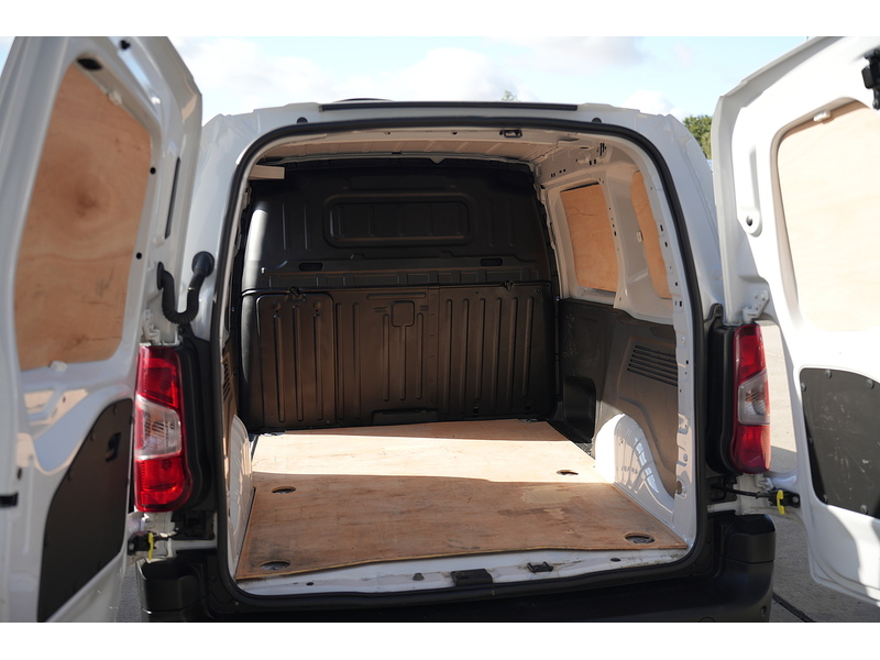 Peugeot Partner BlueHDi 1000 Professional Premium + - U1763