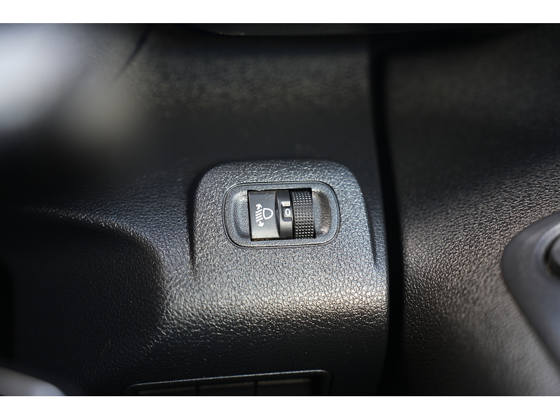 Peugeot Partner BlueHDi 1000 Professional Premium + - U1763